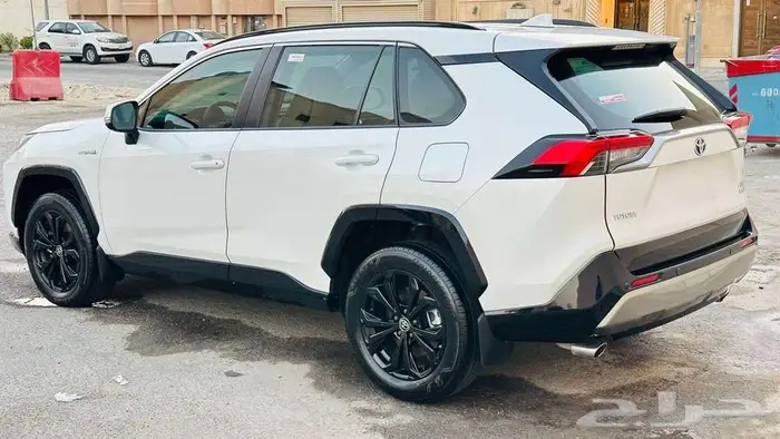 تويوتا راف 4 XLE - HEV هايبر 2024 7