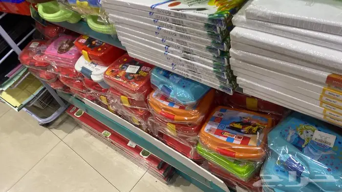 محل مع مستودع وسكن لاتقبل 3