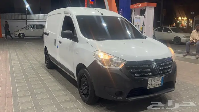 فان رينو دوكر 2022 نضيف جدا 1