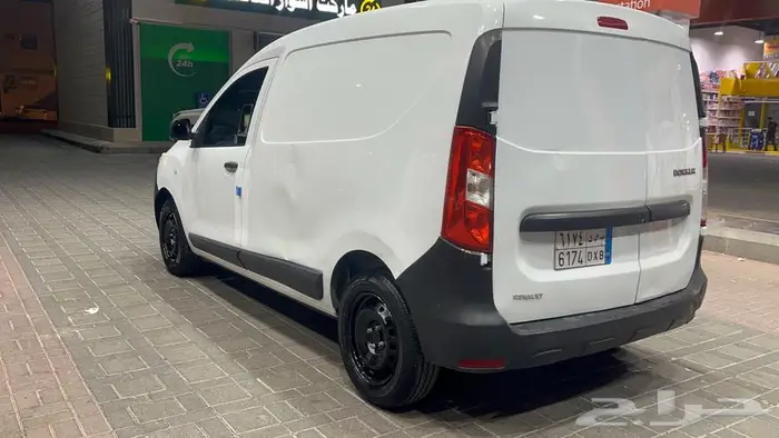 فان رينو دوكر 2022 نضيف جدا 3