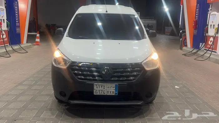 فان رينو دوكر 2022 نضيف جدا 6