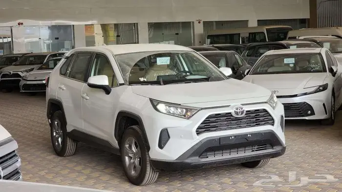 تويوتا راف فور LE بنزين دبل 2025كاش وأقساط 1