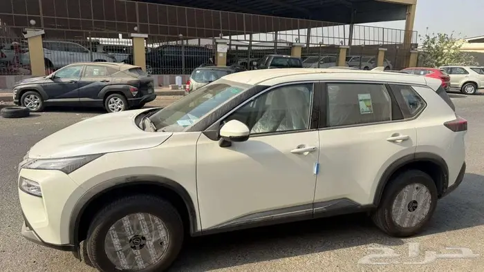 نيسان اكس تريل 7 راكب ستاندر بدون دبل 2026 4