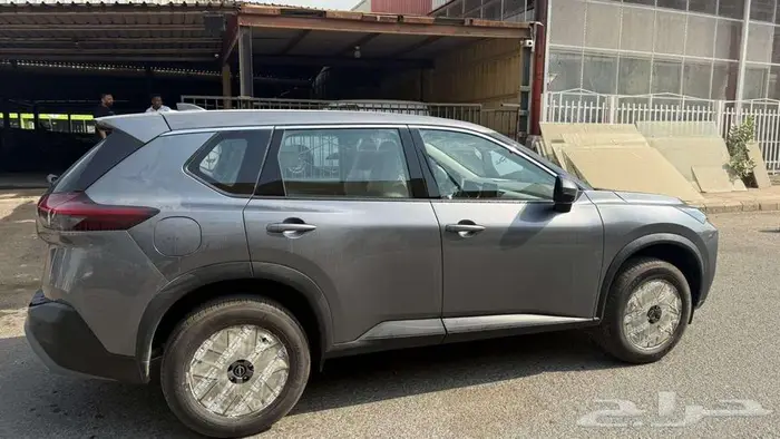 نيسان اكس تريل 5 راكب بدون دبل 2026 11