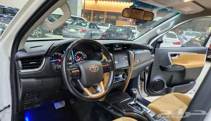 تويوتا فورتشنر 2022 8