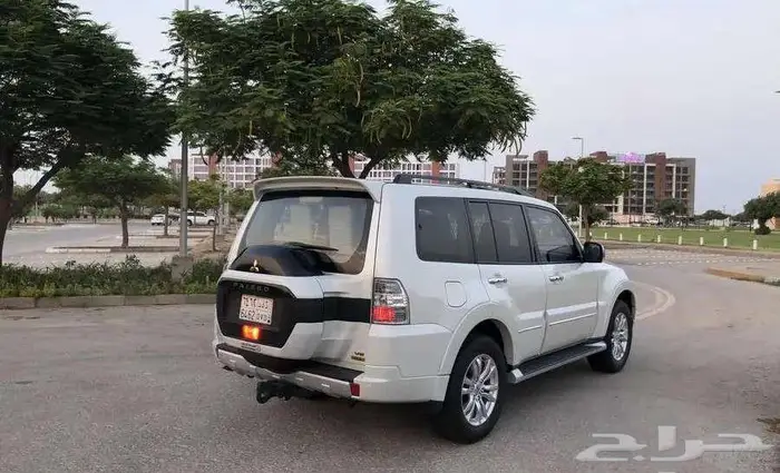 ميتسوبيشي باجيرو 2022 فل سعودي ممشي قليل مخزن 25 ألف 57