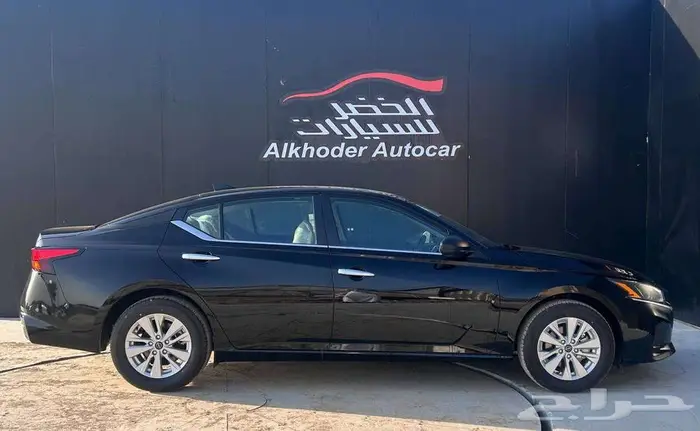 نيسان التيما ستاندر 2025 لدى شركة عبدالمجيد الخضر 3