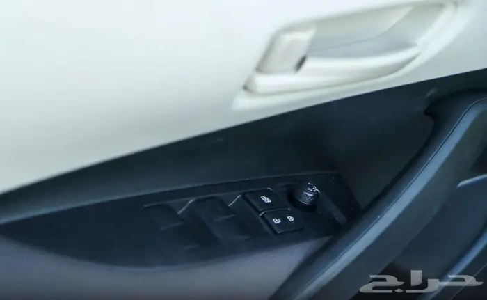 تويوتا كورولا مطورجنوط موديل 2025 11