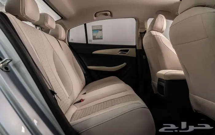 ام جي 5 ستاندر 2025 عروض 10