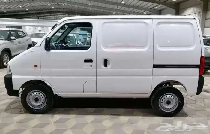 سوزوكى ايكو 2025 4