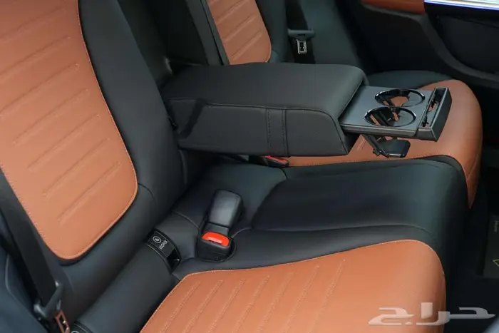 مرسيدس GLC 200 Coupe موديل 2026 أصفار خليجي أسود جملي 15