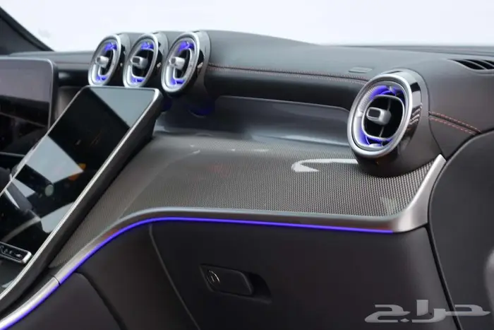 مرسيدس GLC 200 Coupe موديل 2026 أصفار خليجي أبيض جملي 7