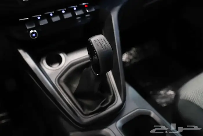 شانجان هنتر أوميجا أوتوماتيك دبل ستاندرد 2025 6