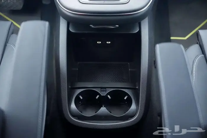 مرسيدس V 300 موديل 2026 أصفار خليجي أسود أسود 9