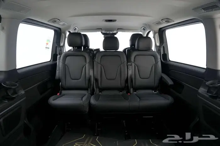 مرسيدس V 300 موديل 2026 أصفار خليجي أسود أسود 12