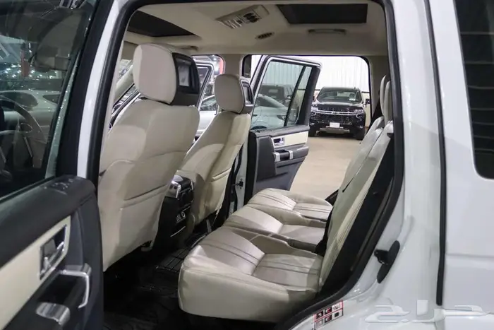 لاندروفر ديسكفري LR4 2011 V8 11