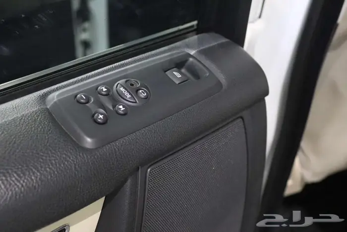 لاندروفر ديسكفري LR4 2011 V8 19