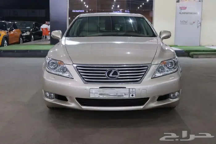 لكزس LS460 2012 1