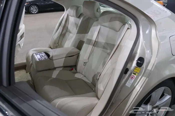 لكزس LS460 2012 18