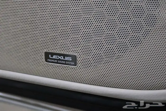 لكزس LS460 2012 26