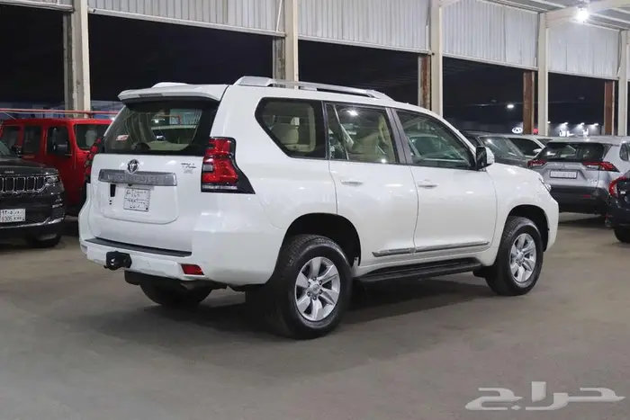 تويوتا برادو 2023 TXL3 فتحة سقف 7