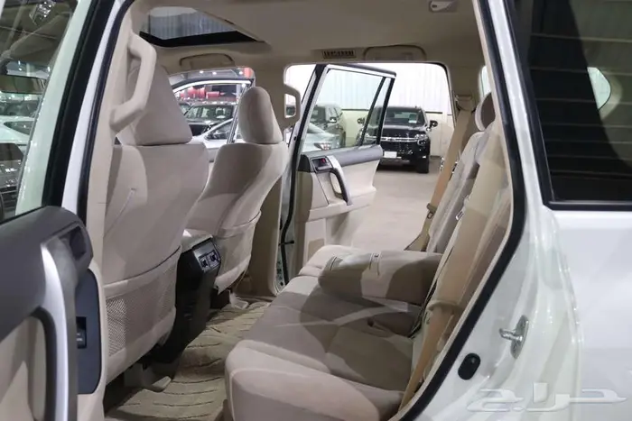 تويوتا برادو 2023 TXL3 فتحة سقف 11