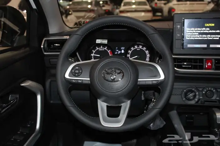 تويوتا رايز 1.0 ليمتيد تربو بنزين اتوماتيك 2026 8