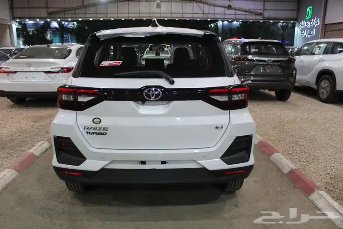 تويوتا رايز 1.0 ليمتيد تربو بنزين اتوماتيك 2026 3