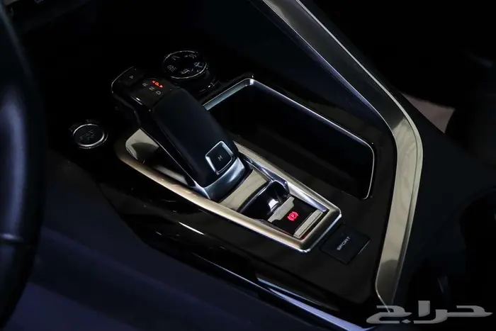 بيجو 3008 فل كامل موديل 2019 15