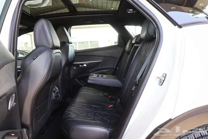 بيجو 3008 فل كامل موديل 2019 11