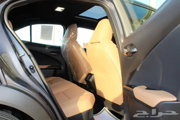 لكزس - UX300 خليجي هايبرد - 2025 - فل كامل- 15