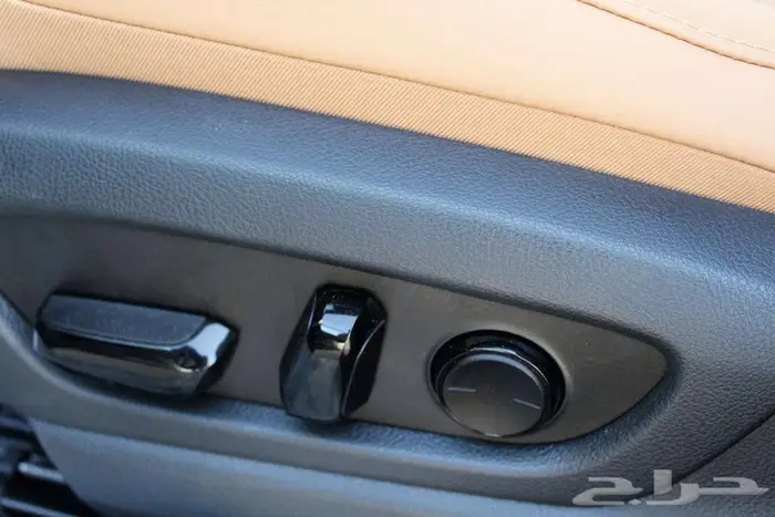 لكزس - UX300 خليجي هايبرد - 2025 - فل كامل- 20