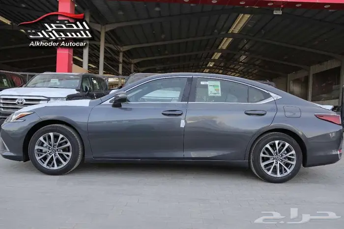 لكزس اي اس 300 اتش تيتانيوم 2