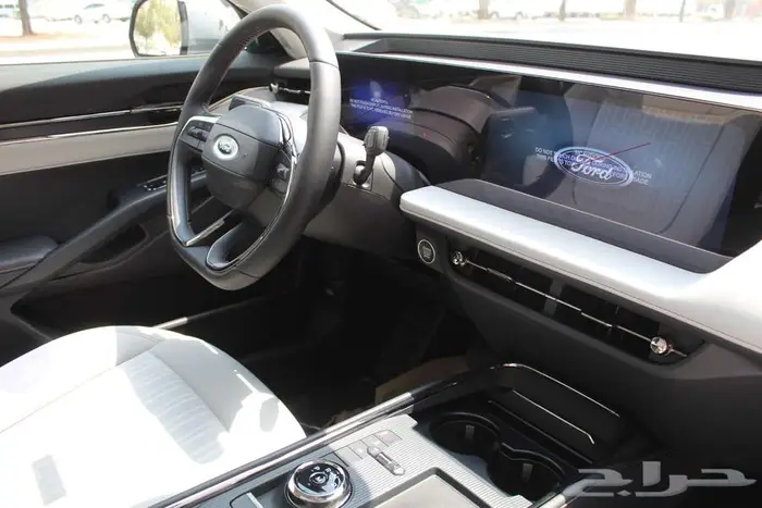 فورد تورس 2.0 ترند 2026 12