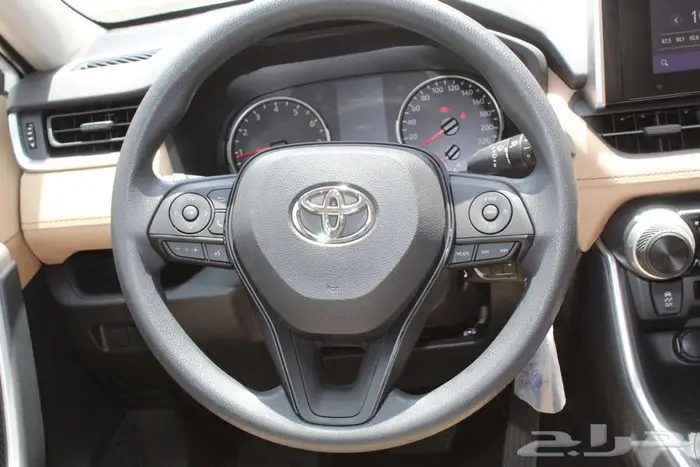 تويوتا راف فور 2.0 LE بنزين اتوماتيك 2025 8