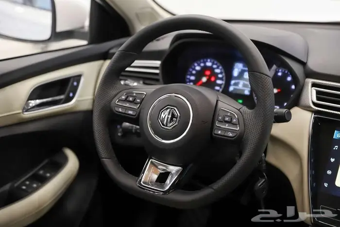 ام جي 5 ستاندر 2025 7