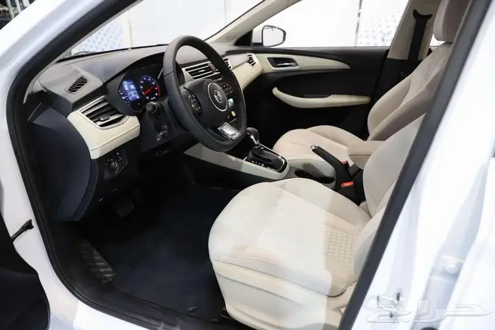 ام جي 5 ستاندر 2025 6