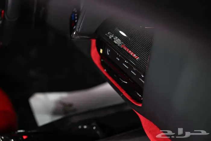 شركة البريمي لسيارات Ferrari SF90 Stradale 7