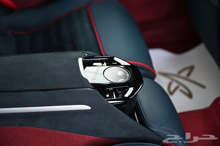 شركة البريمي لسيارات Ferrari Purosangue 13