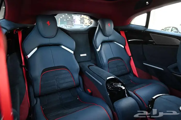 شركة البريمي لسيارات Ferrari Purosangue 16