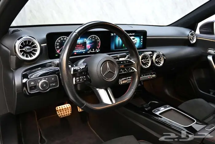 مرسيدس A200 2023 سعودي 14