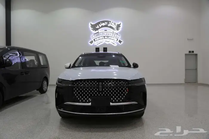 لينكون نوتيلوس 2024   فئة Reserve ب221950 بالضريبة 0