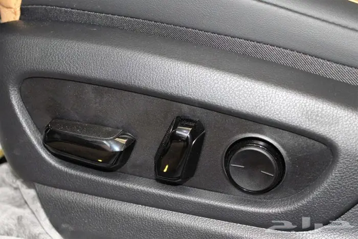 لكزس - ES250 AA-خليجي-2025-جناح-تشغيل عن بعد-ازياق جانبيه- 4