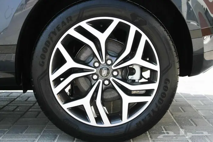 رنج روفر ايفوك SE 250 R-Dynamic موديل 2025 (جديد) 14