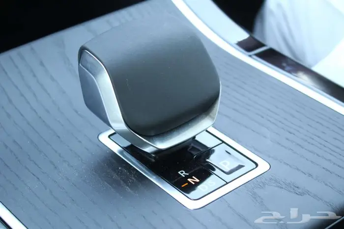 رنج روفر ايفوك SE 250 R-Dynamic موديل 2025 (جديد) 25