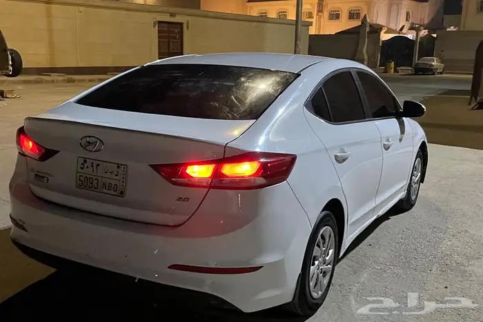 هونداي النترا2017 مكينه 2000cc 10