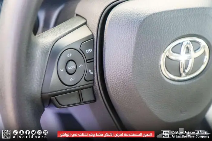 تويوتا كورلا XLI مطور فتحة سقف بنزين 2025 30