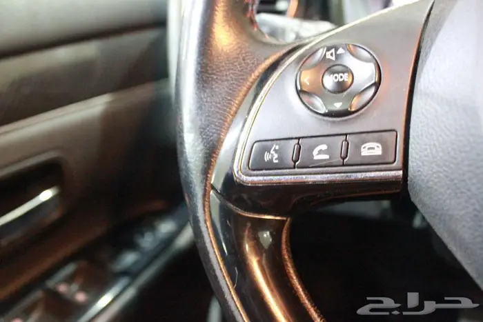 ميتسوبيشي اوتلاندر 2020 رصاصي بطاقة جمركية 26