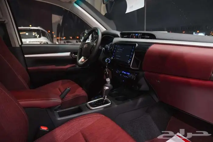 هايلوكس غمارتين اوتوماتيك جنوط بنزين كويتي 2025 اداء عالي 14