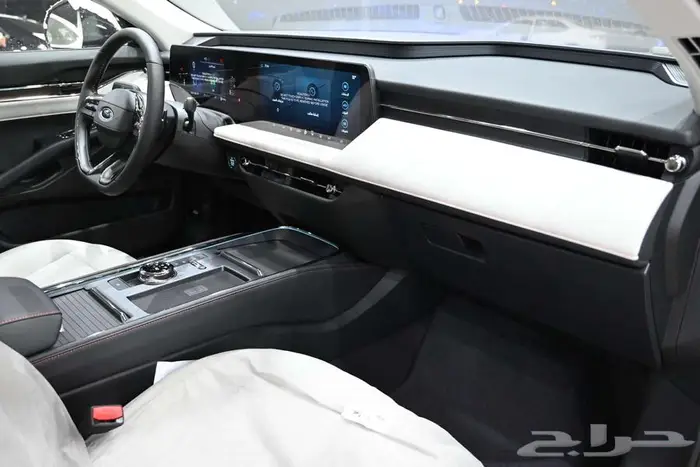 فورد تورس تيتانيوم وارد الجزيزة بالنقد والتقسيط 6